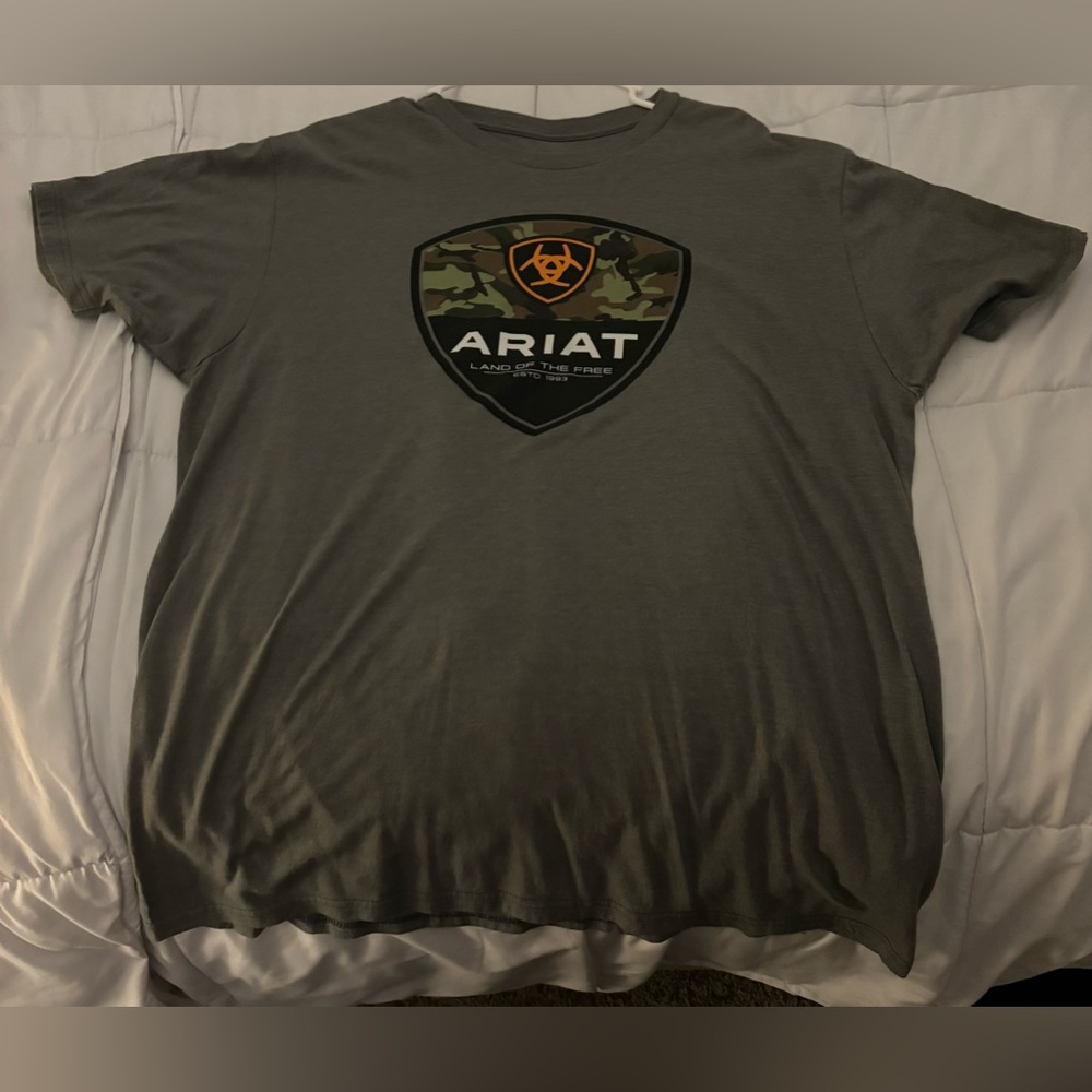 Men’s Ariat Tee
